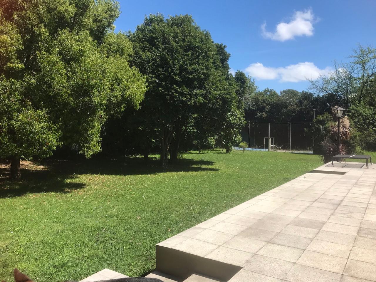LOTE EN VENTA DE 3260M2 - APTO DESARROLLO - BENAVIDEZ - 5