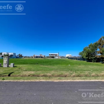 Lote Central en venta en Etapa I con posesión Inmediata en Puerto Nizuc - Guillermo Hudson