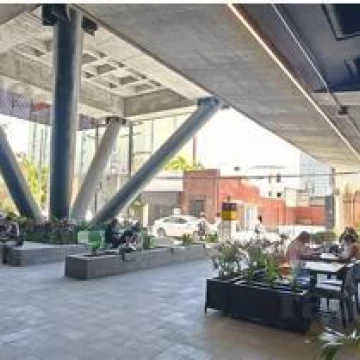  Local Comercial en Monterrey Centro
