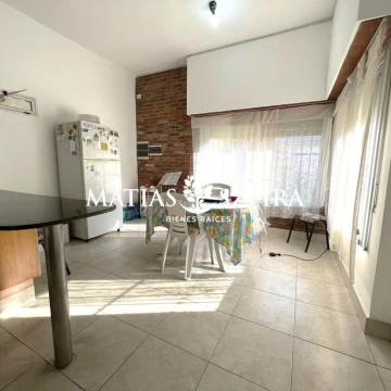 OPORTUNIDAD EXCELENTE UBICACION ITUZAINGÓ SUR  CON PATIO