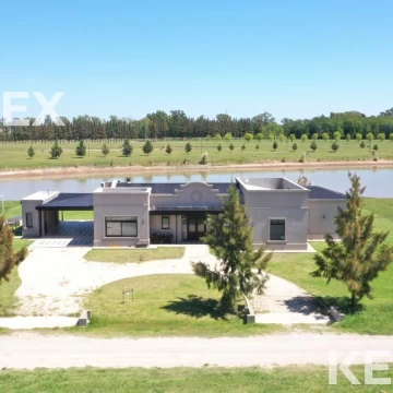 VENTA CASA 3 DORMITORIOS  Y COSTA DE LAGO CAMPOS DE ROCA II