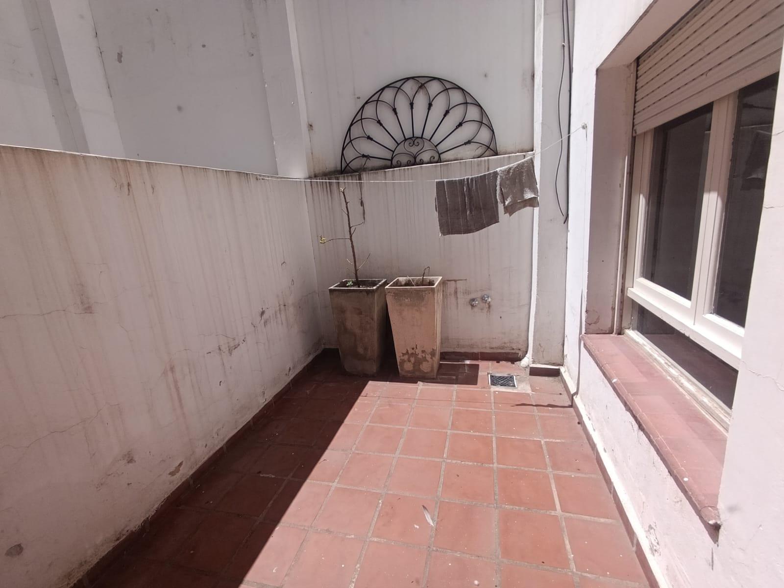 PATIO DE SERVICIO