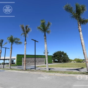 Lote en venta en los canales de Puerto Nizuc