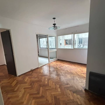 Rioja 2739 09 02 -  VENTA Departamento 1 Dormitorio + Comodin