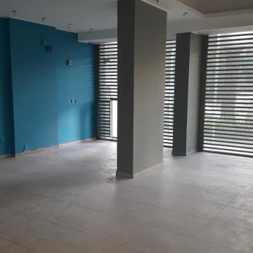 Av. Francia 892  PB - VENTA Local