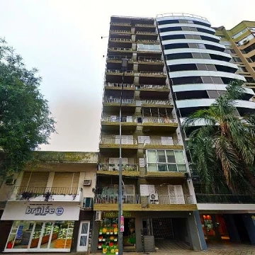 Av. Pellegrini 868  02 C - VENTA Departamento 2 Dormitorios