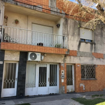 Pte Roca 4529 - VENTA Casa 2 Dormitorios