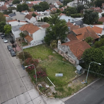 Terreno en Chauvin sobre esquina