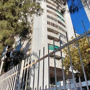 Torres Pueyrredón 2 ambientes piso alto 1 cochera