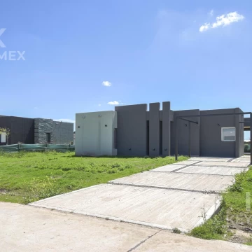 CANNING-LA MAGDALENA-Venta-casa-una planta-4 amb-a estrenar-