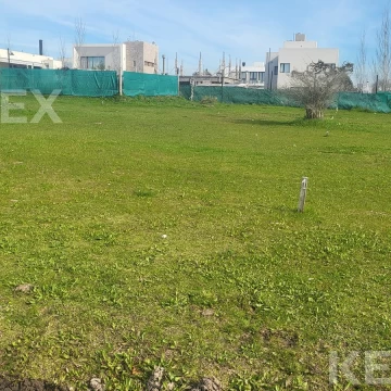 Terreno/Lote en  venta en Barrio cerrado, Joaquin Gorina, La Plata