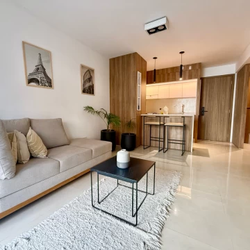 Departamento en Venta de 3 dormitorios con cochera en Rosario Centro