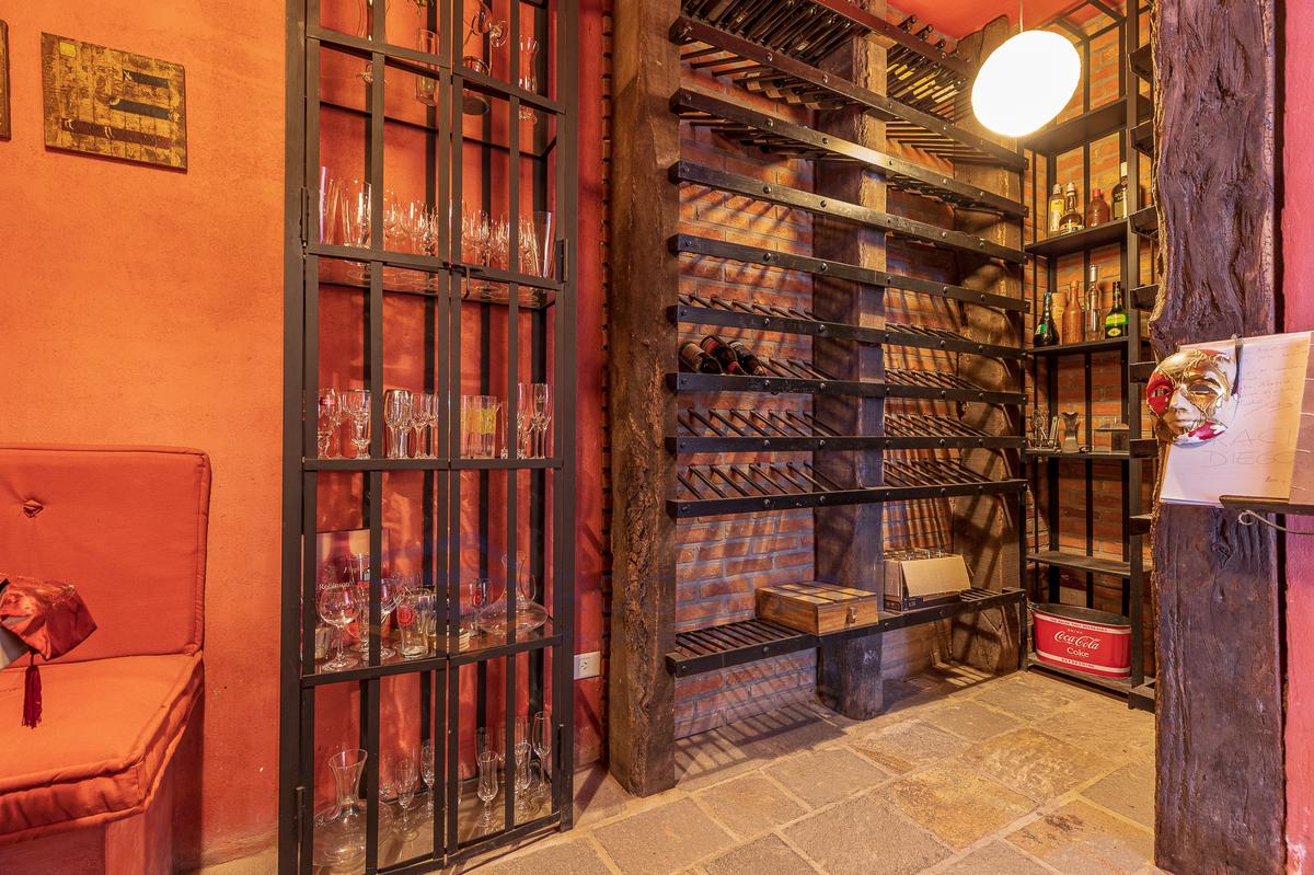 BODEGA