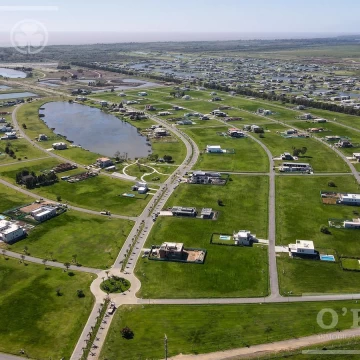 Lote en venta con posesion inmediata en Puerto Nizuc - Oportunidad de inversión en Guillermo Hudson