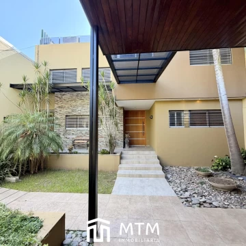 Casa en Venta Rosario Alberdi.