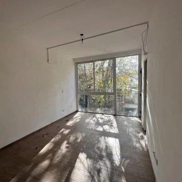 Venta Monoambiente con Balcón al Frente – San Martín Centro