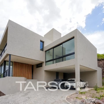 Casa en venta a estrenar de 4 dormitorios en La Cuesta - La Calera.