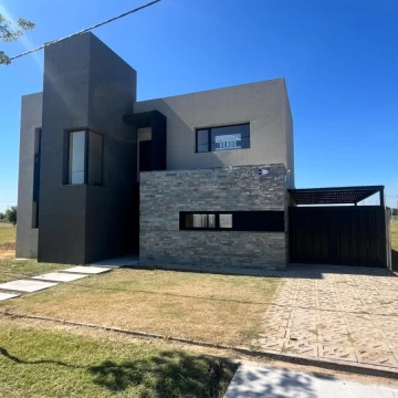 Augusto Bayo s/n SAN LORENZO