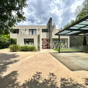 Casa en venta Los Puentes 7 ambientes