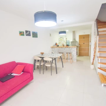 VENTA DEPARTAMENTO 2 AMBIENTES CON COCHERA TERRAZA Y JACUZZI EN ALTOS DE HUDSON 2