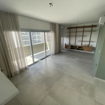 VENTA DEPARTAMENTO 4 AMBIENTES CON PILETA Y COCHERA QUILMES CENTRO ZONA PLAZA CONESA