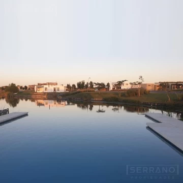 Venta Casa al agua en Muelles, Puertos. Escobar
