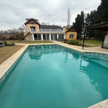 Venta casa 6 ambientes en Haras del Sur I