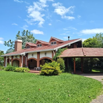 VENTA CASA QUINTA BARRIO LOS OMBUES, FLORENCIO VARELA