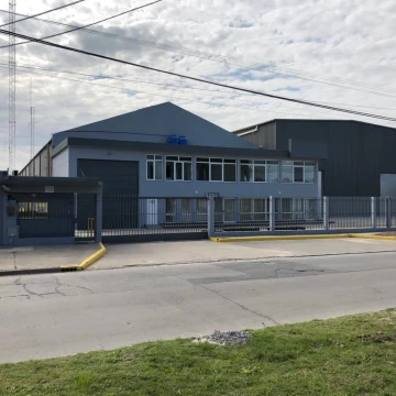 Venta Nave Industrial/Galpon con oficina a estrenar dentro de Polo Industrial en Burzaco
