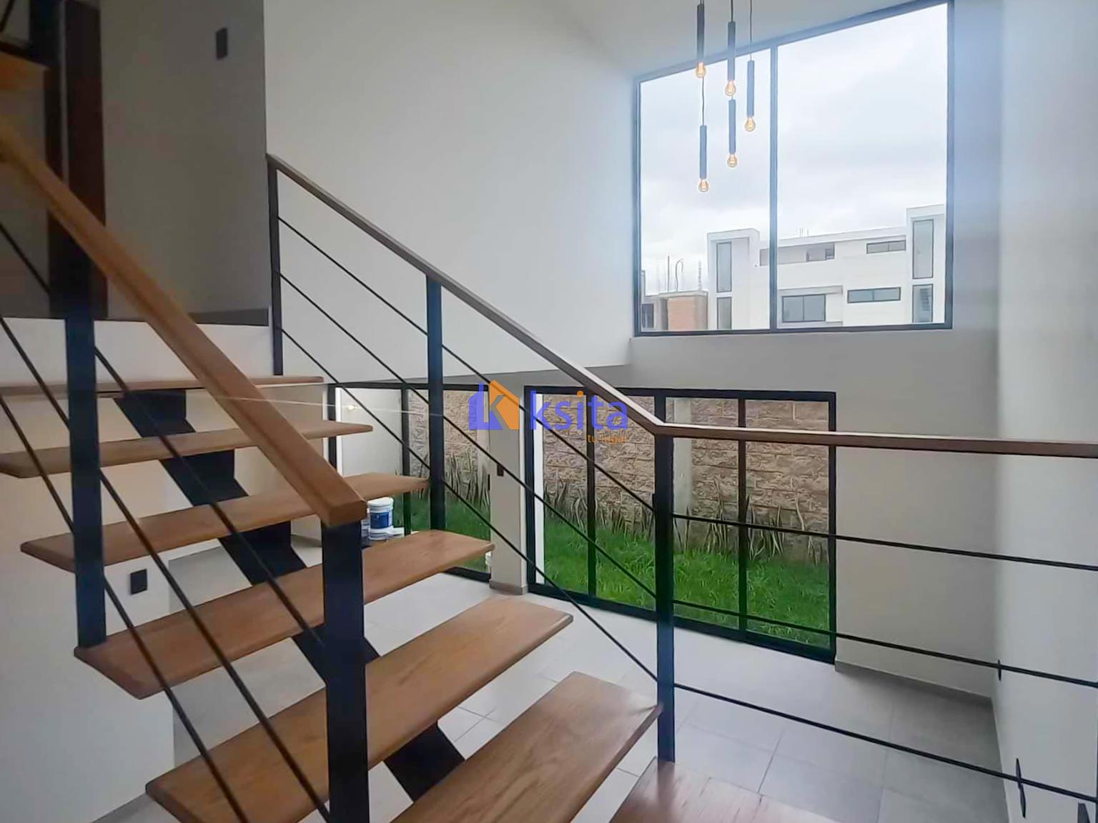 Vista de escalera a jardín