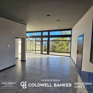 VENTA departamento LOFT 78m2 con parque, a 600 mts del centro Villa La Angostura