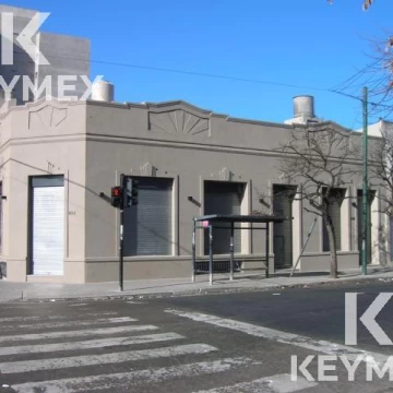 Local - La Plata