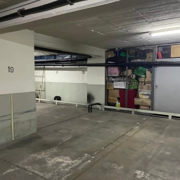 Venta Cochera fija cubierta con Baulera 1er.ss.ss  zona Tribunales
