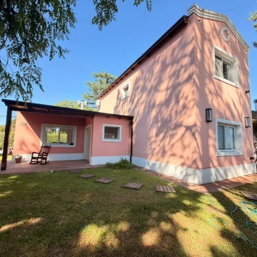 Casa en CC Mapuche impecable