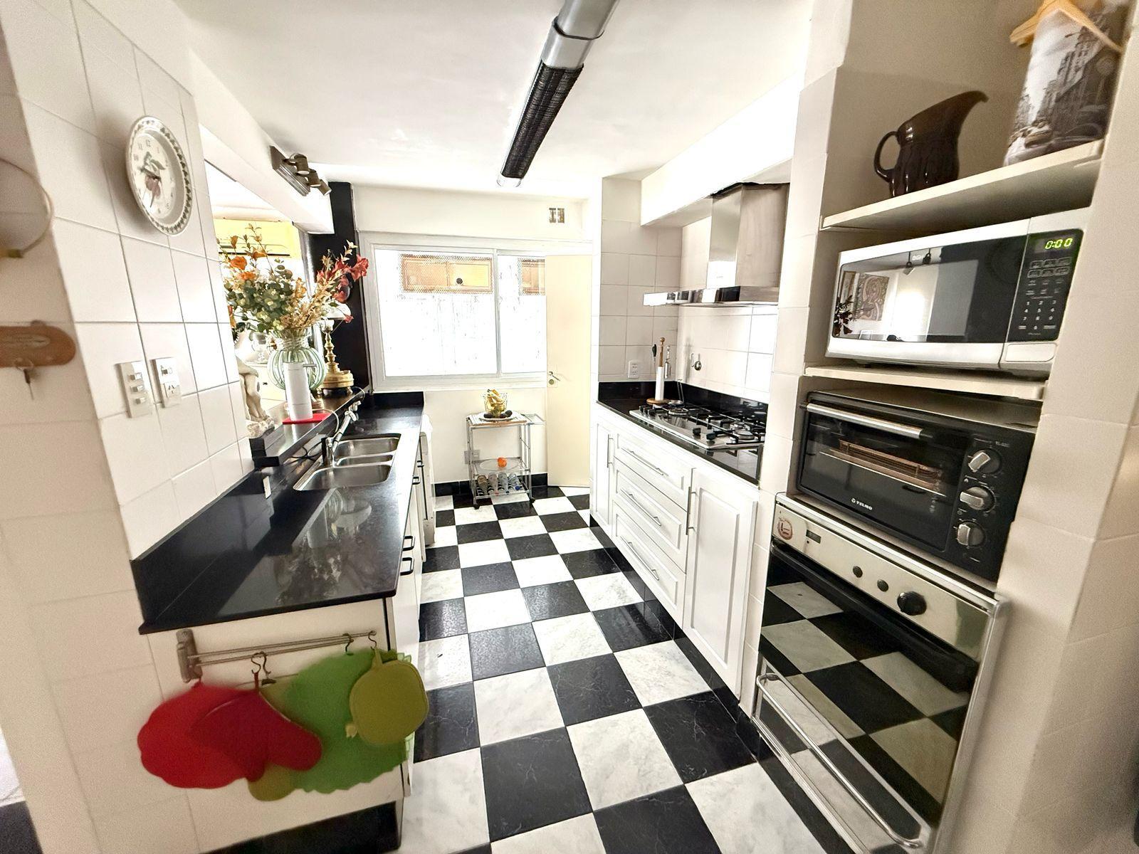 Cocina amplia