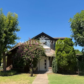 CASA EN VENTA EN HARAS MARIA EUGENIA