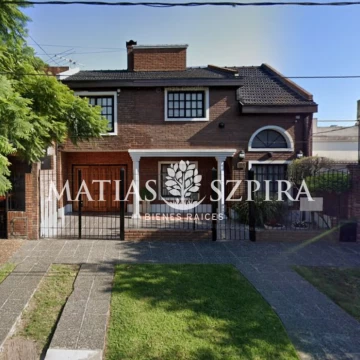 Venta de casa 4 AMBIENTES en Ituzaingo Sur, APTO CREDITO