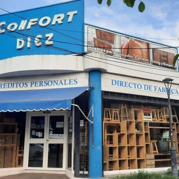 Local en ALQUILER con 2 depositos en Escobar centro sobre Eugenia Tapia de Cruz