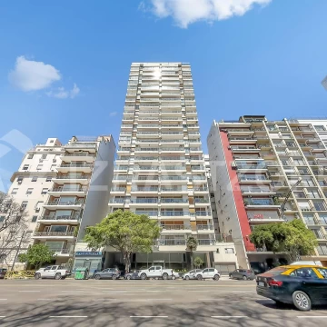 Venta Departamento 4 ambientes con cochera en Las Cañitas