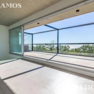 Espectacular departamento en VENTA, con increíble vista al río, en Domus Solís en Olivos.
