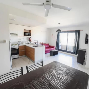 Venta  Rosario Departamento 2 dormitorios semi nuevo alquilado Echesortu 