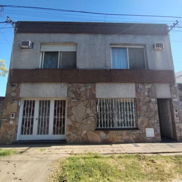Tu próxima casa: 3 dormitorios con patio + terraza Bº Industrial