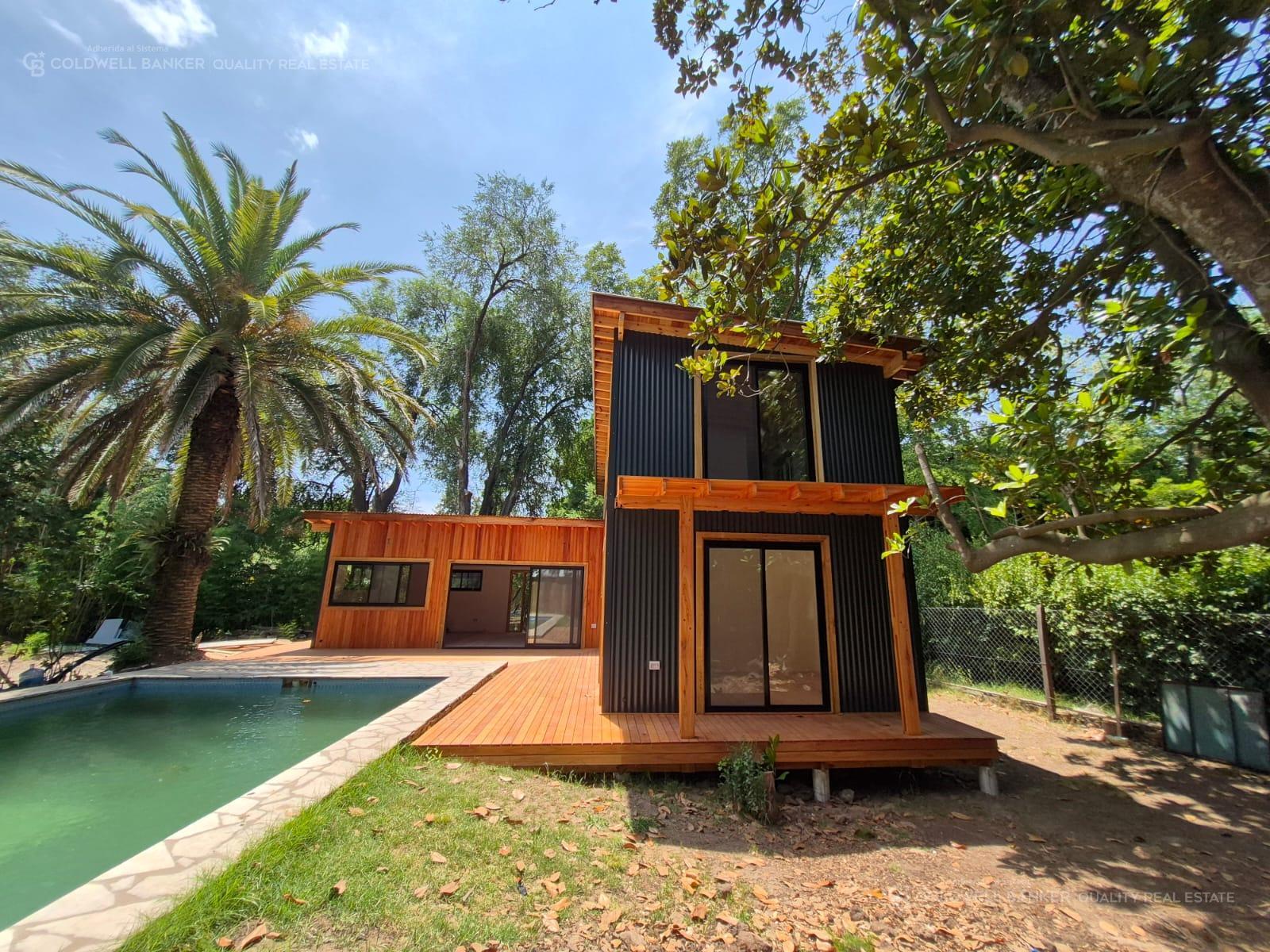 Alucinante casa a estrenar con gran piscina y jardín nativo - 2