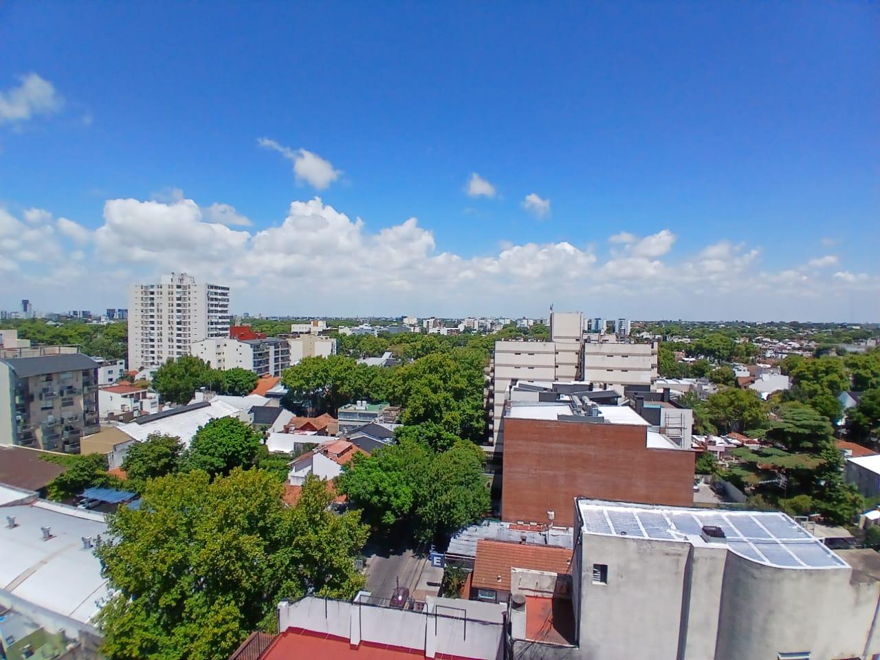 Venta hermoso departamento de 2 amb en pleno Olivos! - Principal