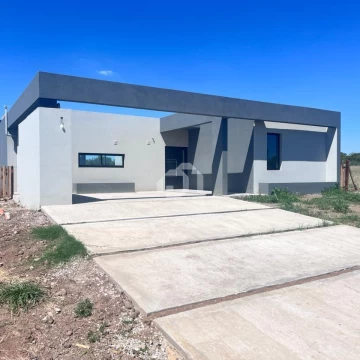 Casa  en Venta en San Sebastian - AREA 13, San Sebastian, Escobar