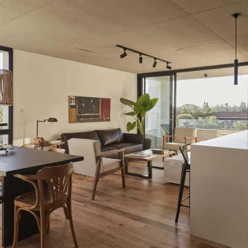 Venta apartamento tres dormitorios, DOBLE GARAGE, terraza con parrillero - Carrasco Norte