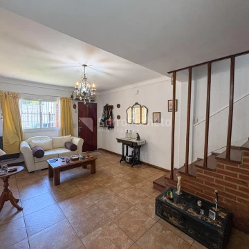 Venta Dúplex 3 ambientes con patio y parrilla en Morón