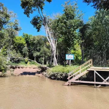 Terreno Venta en Rio o Arroyo Paicarabi 12 HA 180 mts de frente 0