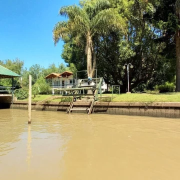 Casa Venta en Rio / Arroyo Antequera 80 Villa Titina