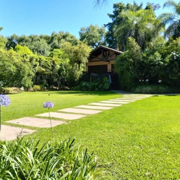 Casa Venta en Rio / Arroyo Canal del Este Lili
